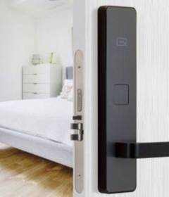 Плюсы электронных замков для семейного отеля