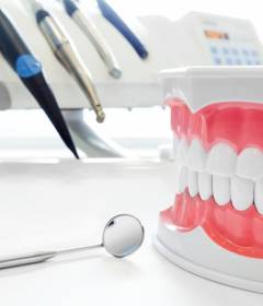 Показания к установке коронки