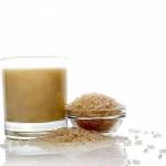  Рисовый отвар: польза для волос, кожи лица, для похудения и от поноса 