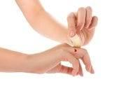 Заживляет раны