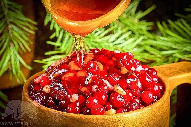 Брусника с медом