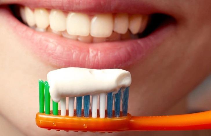 Фтор в зубной пасте: защита зубов или опасность для здоровья?