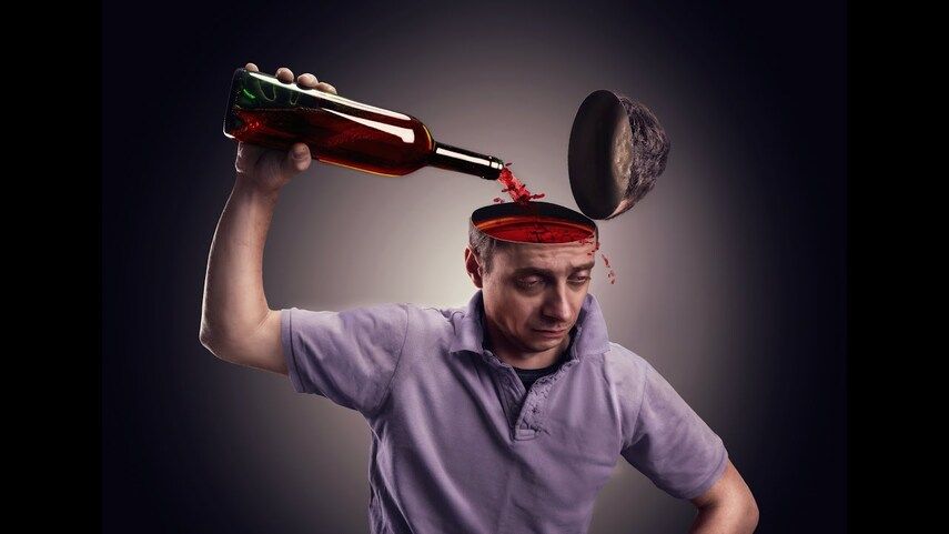 Кто такой функционирующий алкоголик: признаки, опасность и что делать