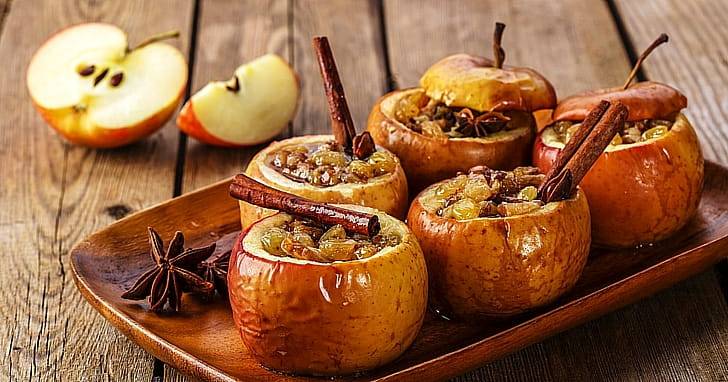 Печеные яблоки