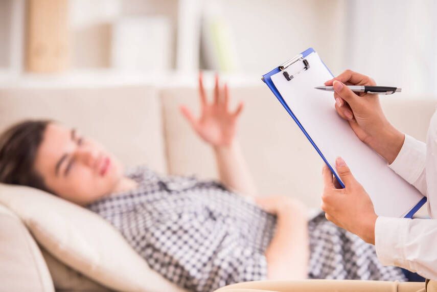 Современные подходы к лечению: от таблеток до технологий