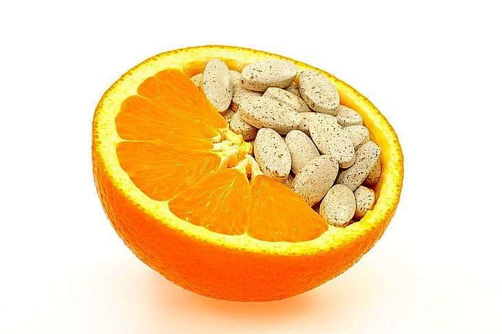 Оказывает ли витамин С влияние на простуду?