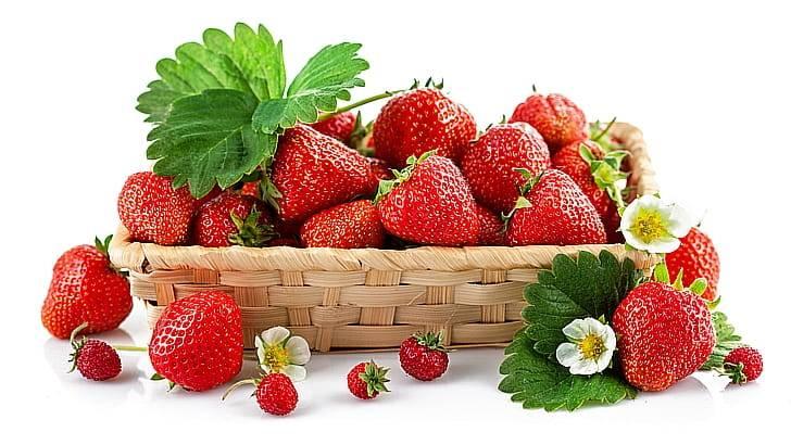 Ягоды клубники (99% дневной нормы)